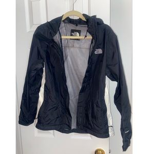 The Northface Hyvent rain jacket/coat